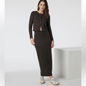 BRAND NEW Vuori Halo Column Skirt, tags on SIZE S